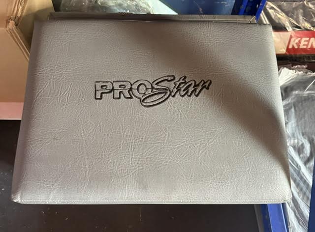 CENTER BOX CABIN FOR TRUCK PROSTAR GRAY FOR TOOL Tractolaser