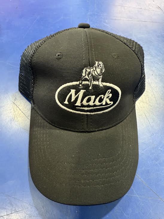 MACK CURVED BILL PATCH HAT BLACK Tractolaser