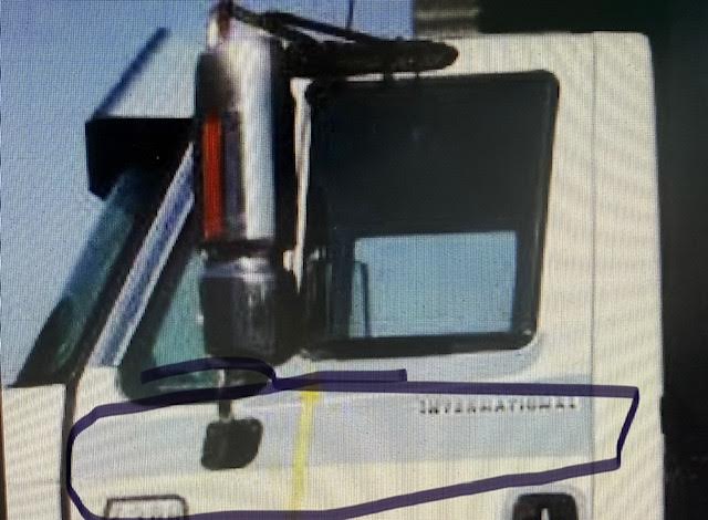 INTERNATIONAL 9000 SERIES SS Daylight Door Contoured Exterior Trim w/Dimple X2 FLAME Tractolaser