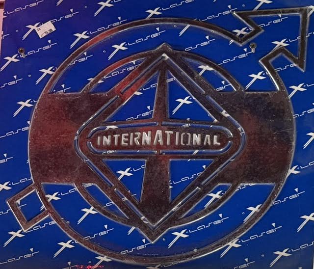 EMBLEM SS INTERNATIONAL LOGO SLEEPER X 1 SIZE 14" X 14" Tractolaser