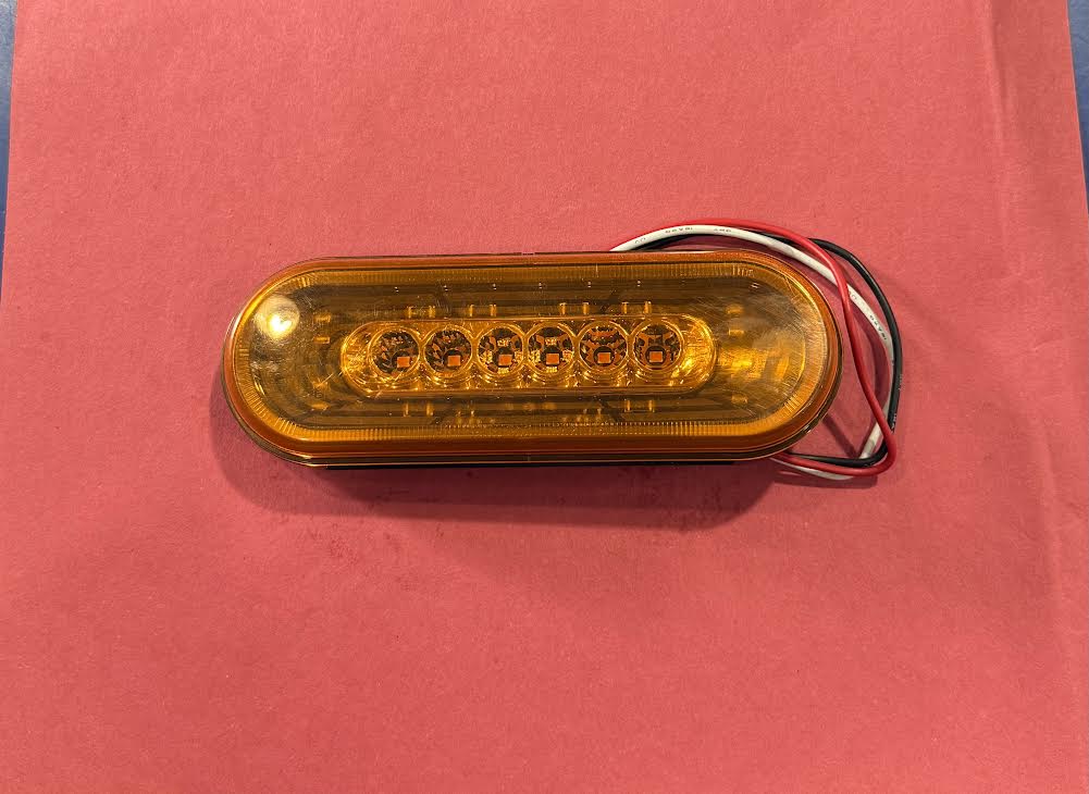 Oval light amber led Tractolaser