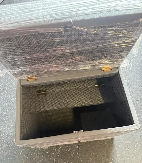 CENTER BOX CABIN FOR TRUCK MACK GRAY FOR TOOL Tractolaser
