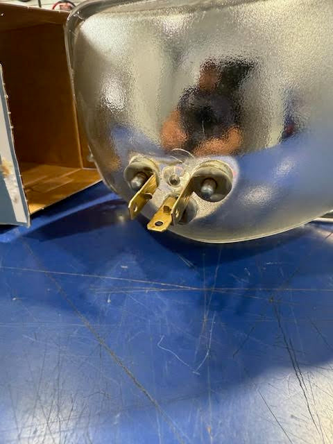 BASIC 5" X 7`" Rectangular Light silvania 3 conector Tractolaser