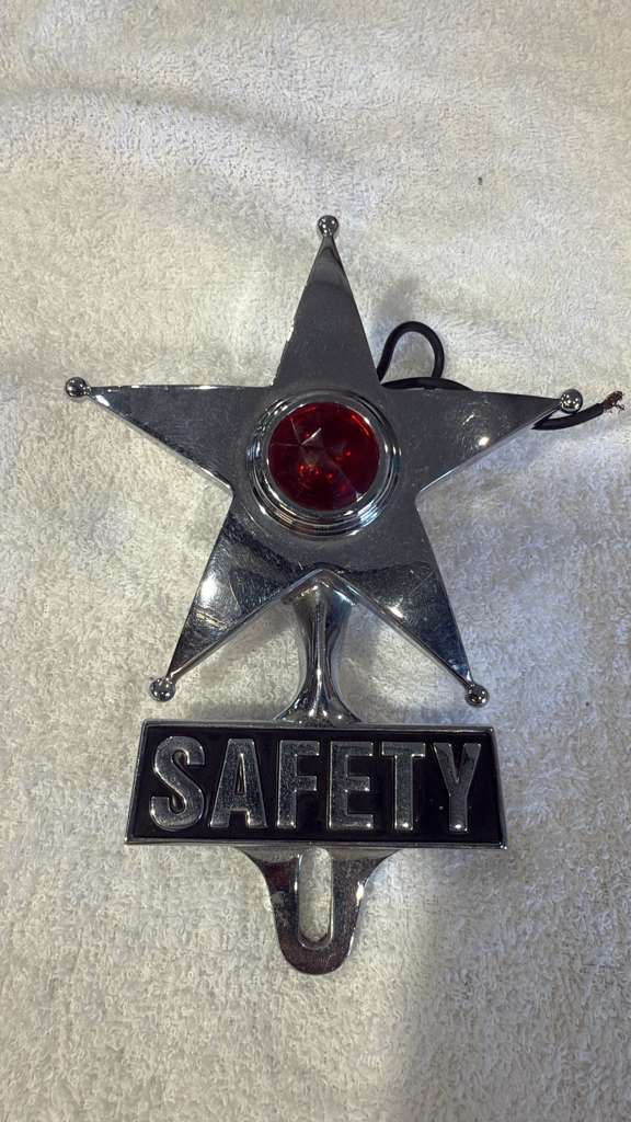 Star emblem light red 7” Tractolaser