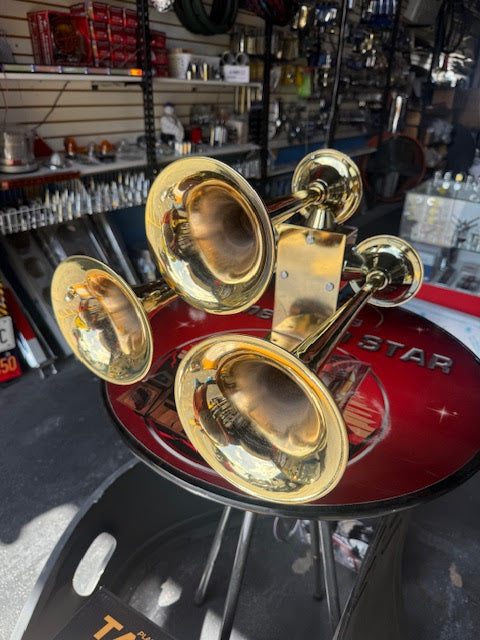 GOLD 3 TRUMPETS TRAIN HORN Tractolaser
