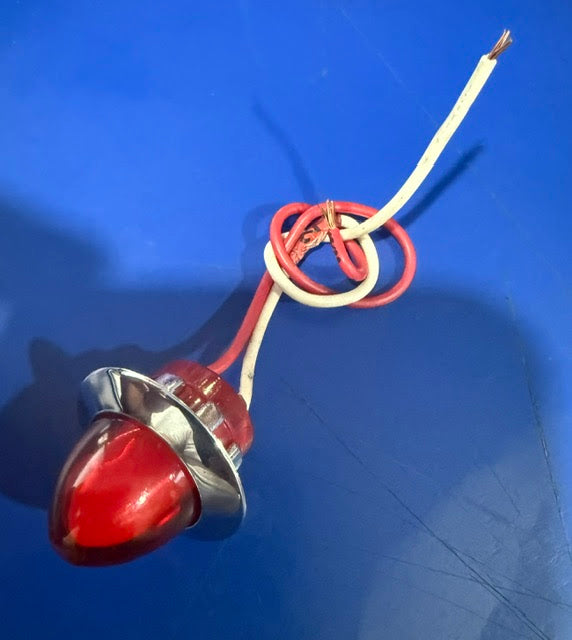 3/4" WATERMELON PLASTIC ROUND MARKER LIGHT 1 LED RED LENS W/ GROMMET CHROME Tractolaser