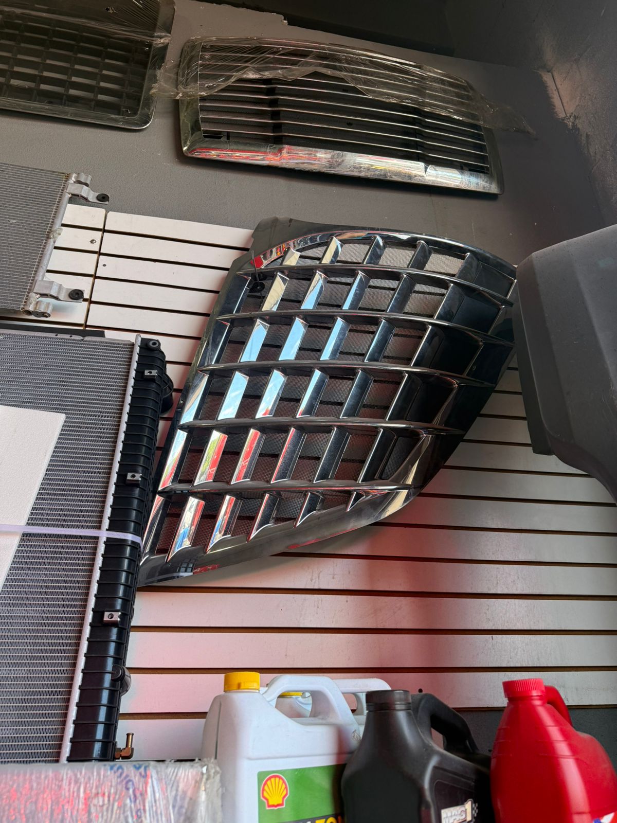 GRILLE INTERNATIONAL LONESTAR LH (3810750C92) Tractolaser